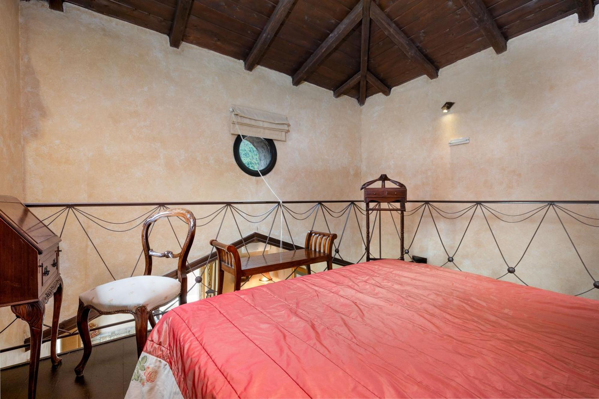 Ostra Menalon Luxury Suites Kardharás الغرفة الصورة